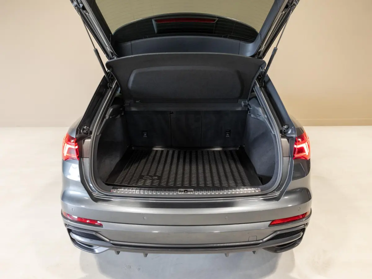 35 TFSI 2x S-Line Edition / 150pk / Dodehoek herkenning /