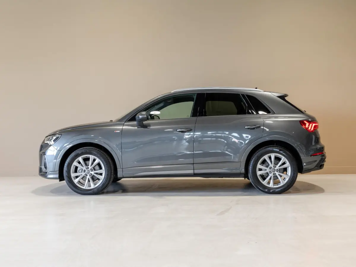 35 TFSI 2x S-Line Edition / 150pk / Dodehoek herkenning /
