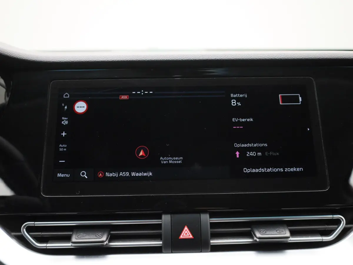 1.6 GDi PHEV DynamicPlusLine | Automaat | LMV | Navigatie | Leder | Stoel/Stuur verwarming | Parkeer sensoren | Climate control | Bluetooth | Cruise control | DAB | Camera | Apple carplay