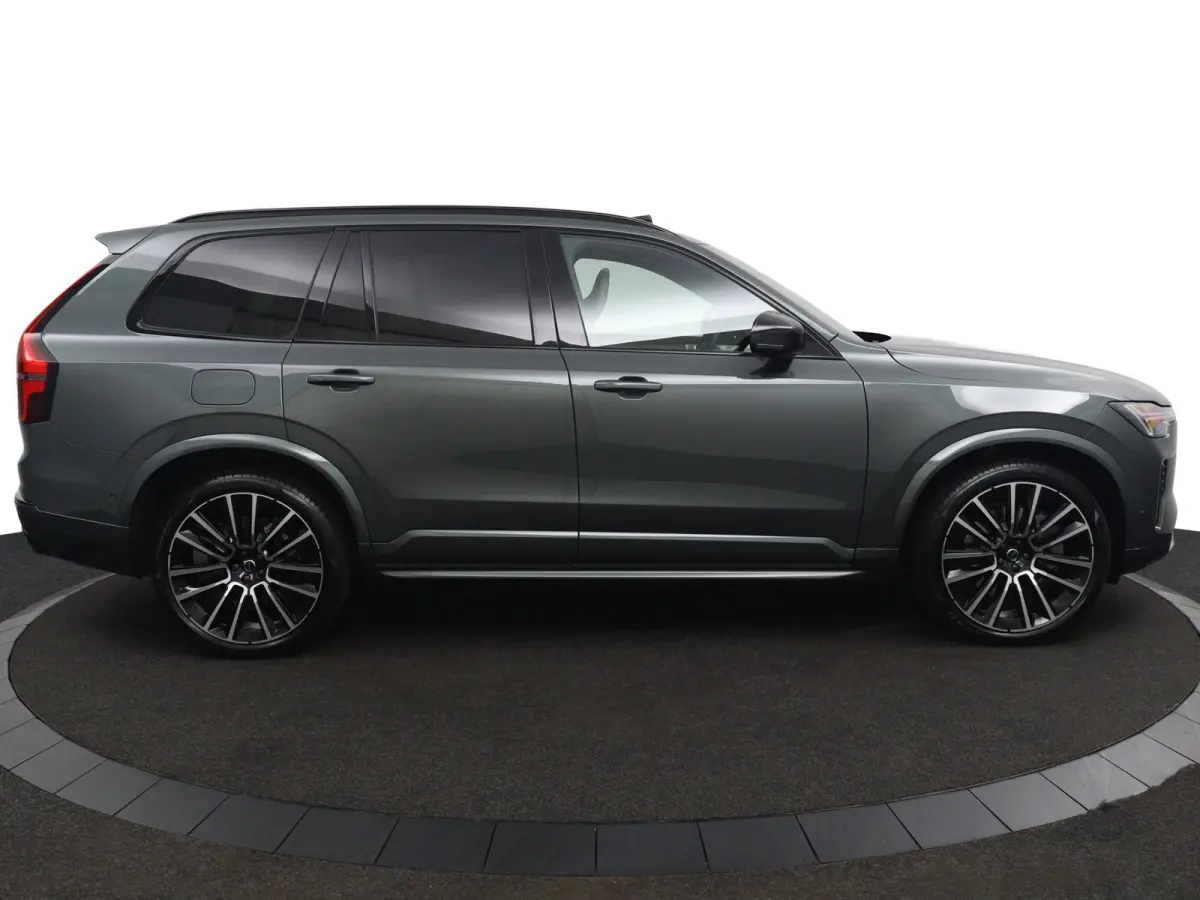 T8 AWD Ultra Dark Executive Ed. | Bowers&Wilkins | Forest Lake | 22 Inch | Matrix LED | Luchtvering | Panoramadak | Gelaagd Glas | 360 Camera
