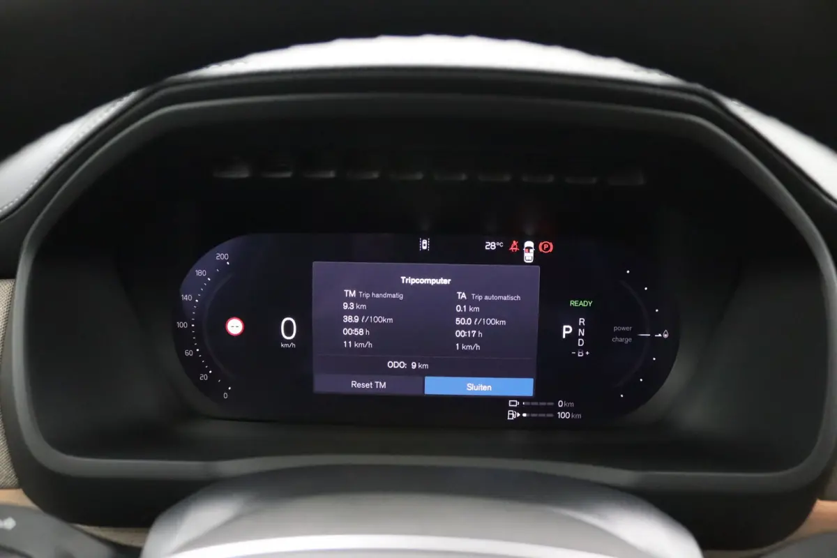 T8 AWD Ultra Dark Executive Ed. | Bowers&Wilkins | Forest Lake | 22 Inch | Matrix LED | Luchtvering | Panoramadak | Gelaagd Glas | 360 Camera