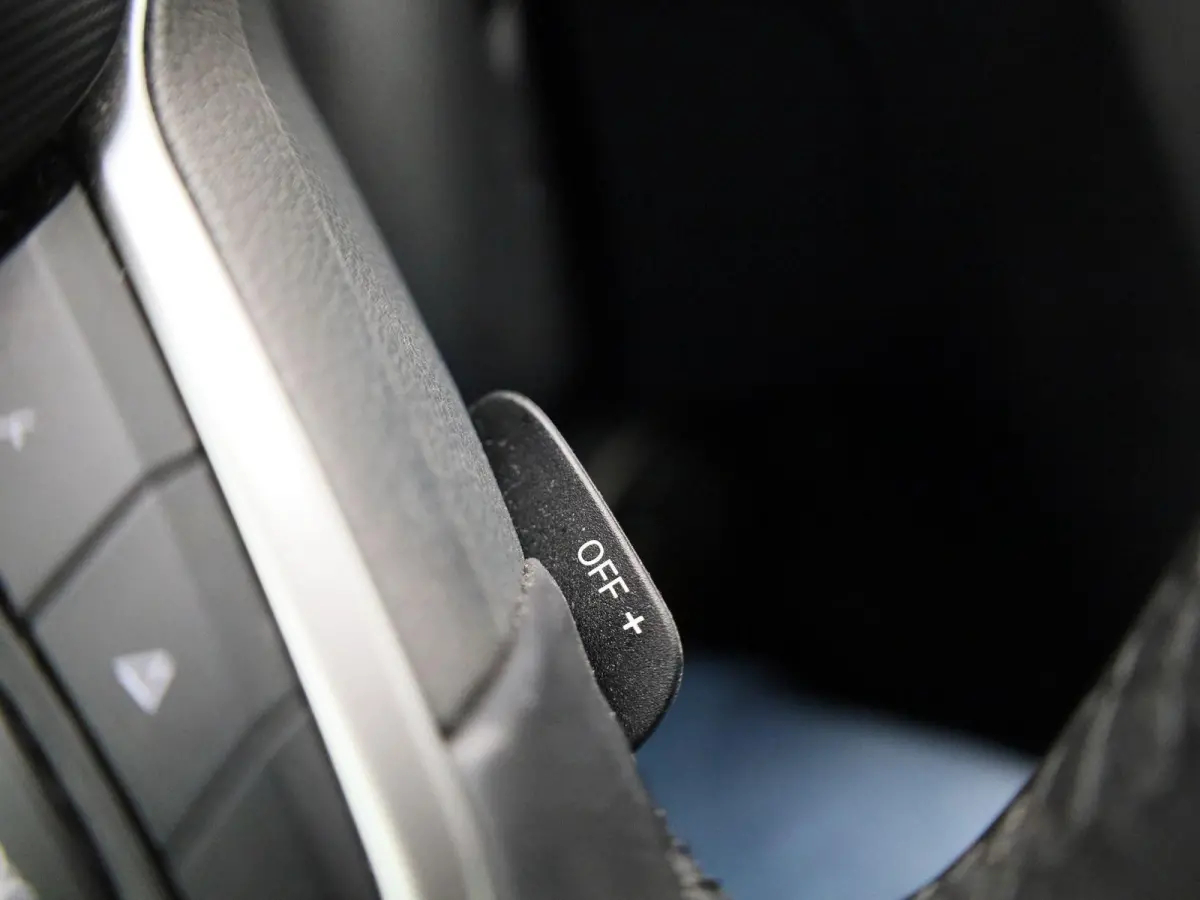 1.5 TSI Business | Automaat | LMV | Parkeer sensoren | DAB | Stoel verwarming | Cruise control | Elec. achterklep | Ergo Comfort | Camera | Climate control
