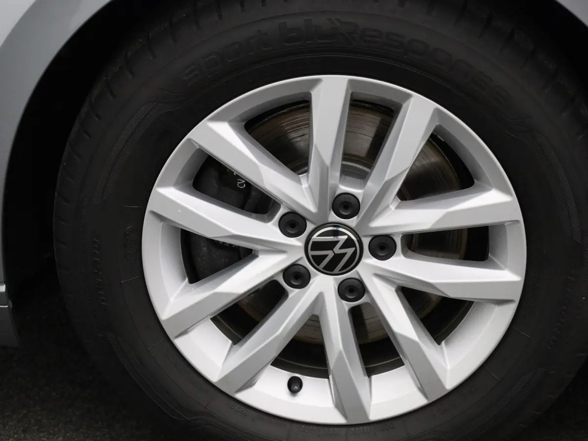 1.5 TSI Business | Automaat | LMV | Parkeer sensoren | DAB | Stoel verwarming | Cruise control | Elec. achterklep | Ergo Comfort | Camera | Climate control