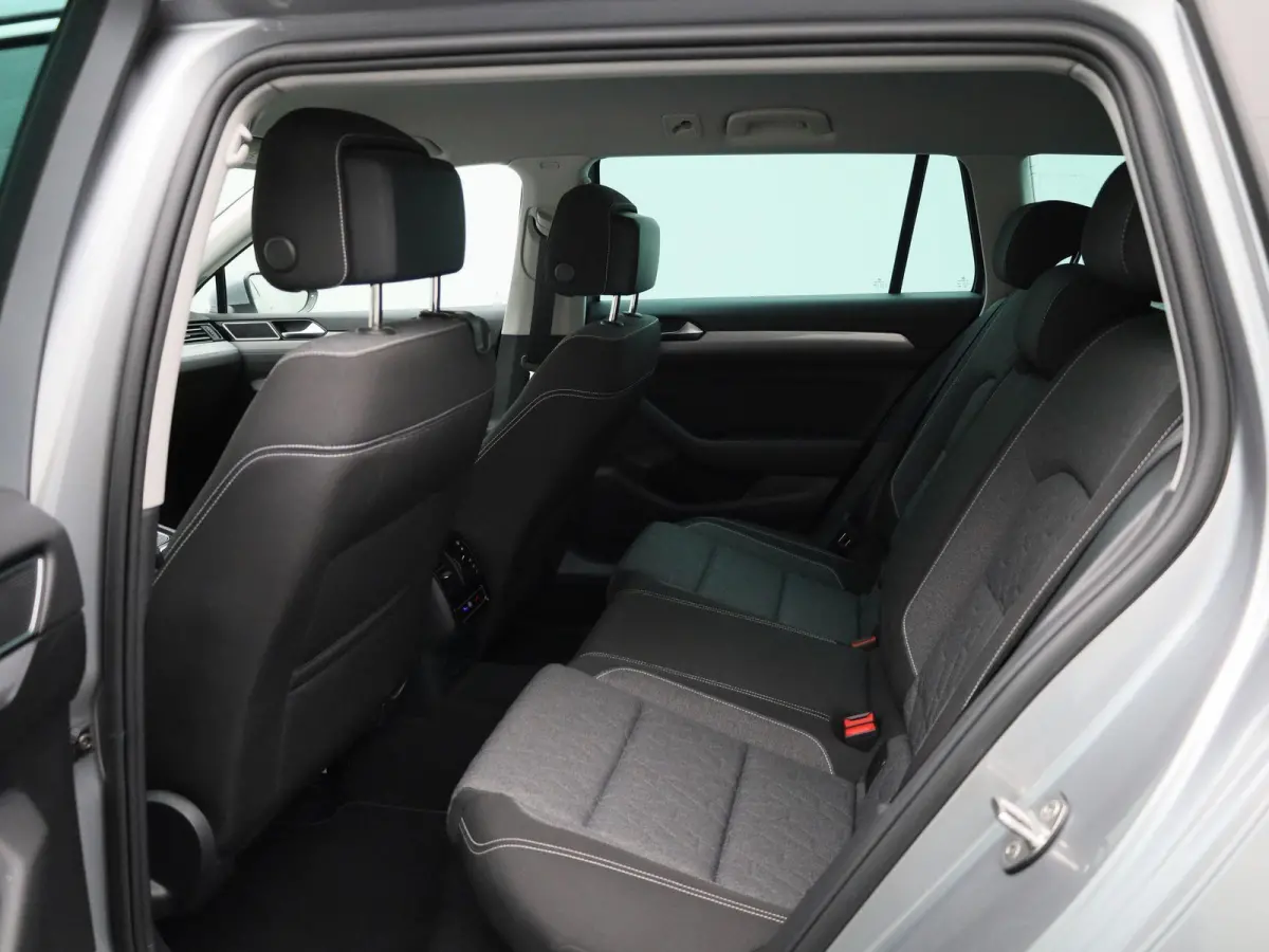 1.5 TSI Business | Automaat | LMV | Parkeer sensoren | DAB | Stoel verwarming | Cruise control | Elec. achterklep | Ergo Comfort | Camera | Climate control