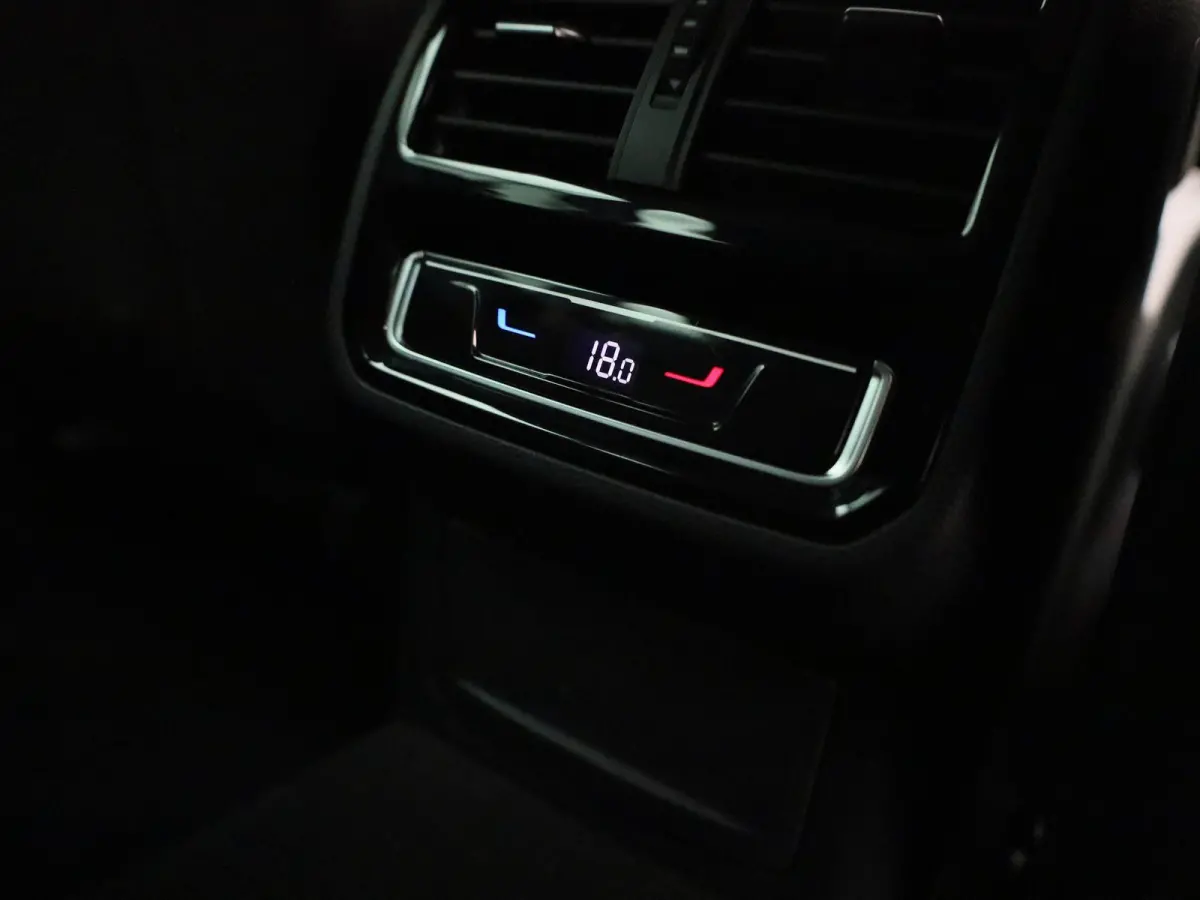 1.5 TSI Business | Automaat | LMV | Parkeer sensoren | DAB | Stoel verwarming | Cruise control | Elec. achterklep | Ergo Comfort | Camera | Climate control