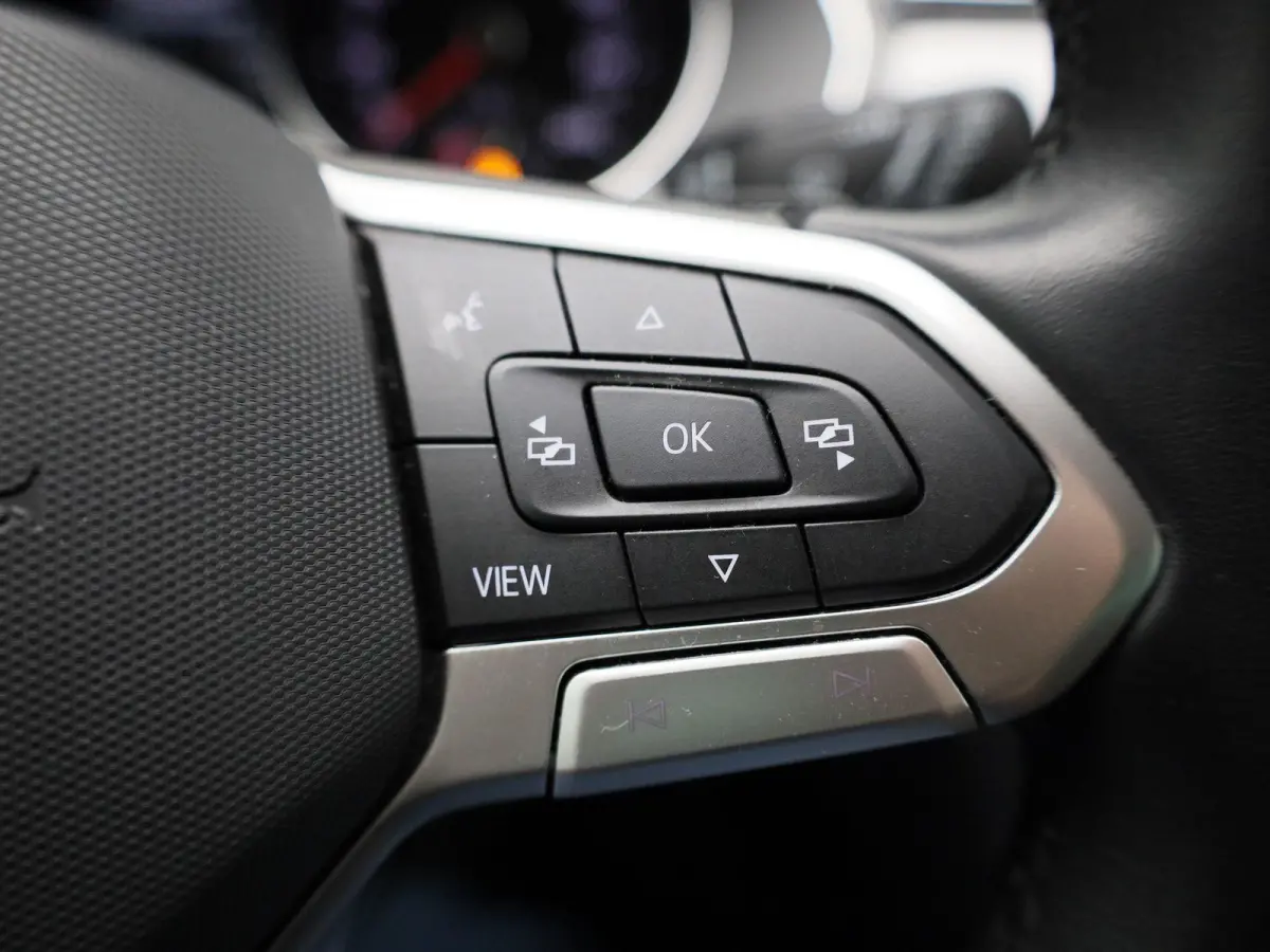 1.5 TSI Business | Automaat | LMV | Parkeer sensoren | DAB | Stoel verwarming | Cruise control | Elec. achterklep | Ergo Comfort | Camera | Climate control