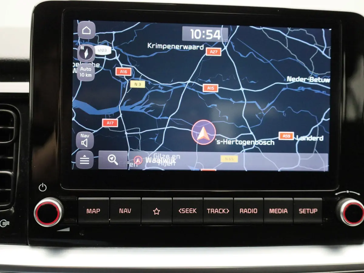 1.0 T-GDi MHEV DynamicLine | Apple Carplay / Android Auto | Navigatie | Camera | Climate Control | Cruise Control | Lichtmetalen Velgen | Parkeer sensoren