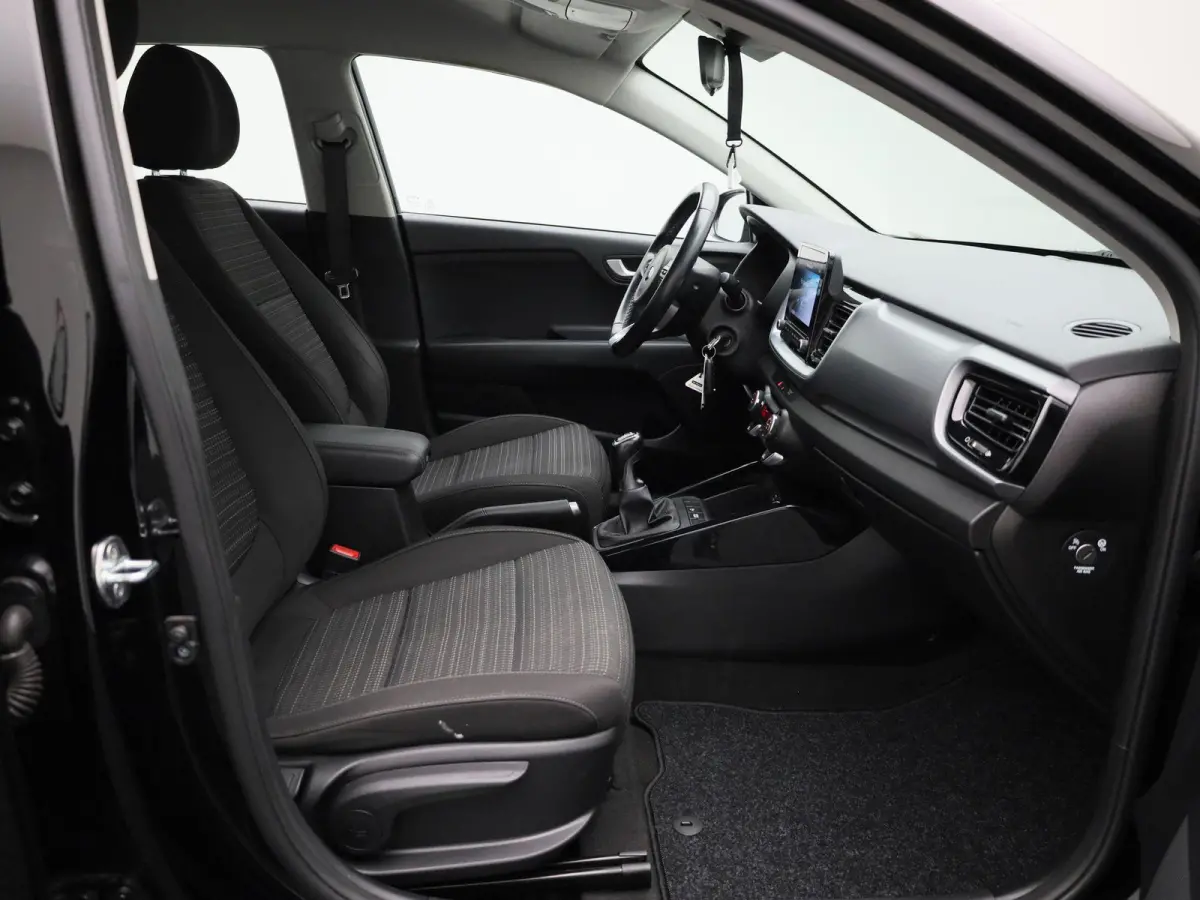 1.0 T-GDi MHEV DynamicLine | Apple Carplay / Android Auto | Navigatie | Camera | Climate Control | Cruise Control | Lichtmetalen Velgen | Parkeer sensoren