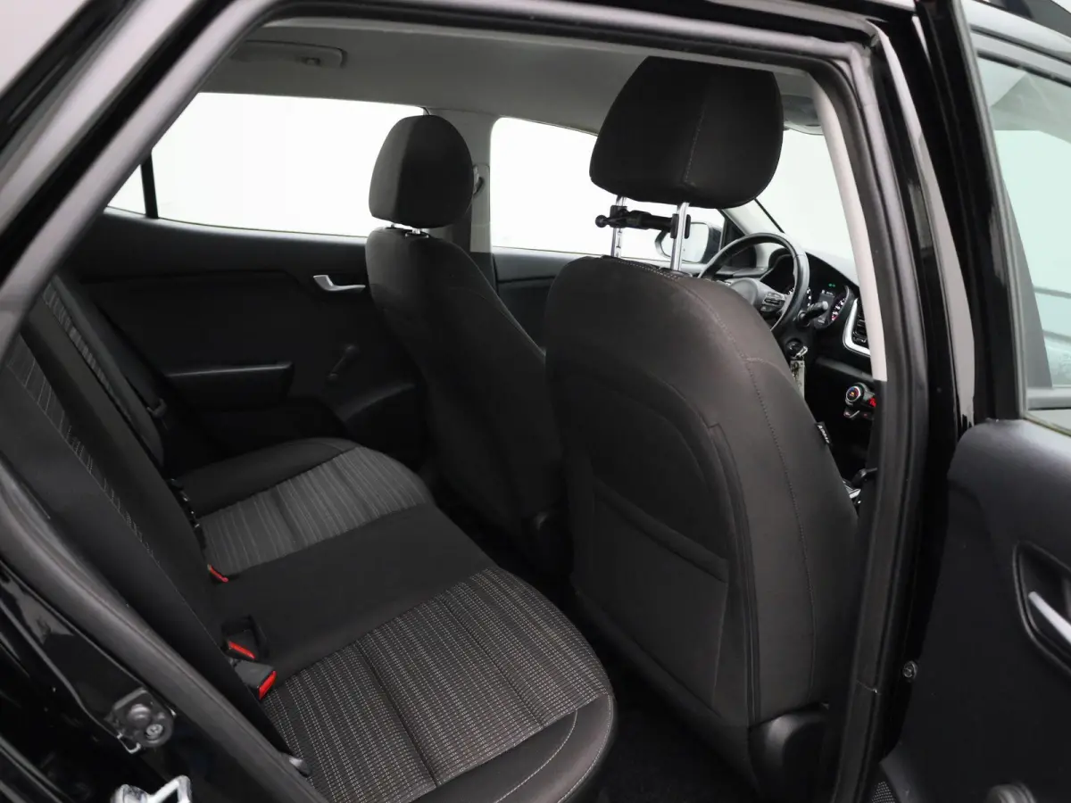 1.0 T-GDi MHEV DynamicLine | Apple Carplay / Android Auto | Navigatie | Camera | Climate Control | Cruise Control | Lichtmetalen Velgen | Parkeer sensoren