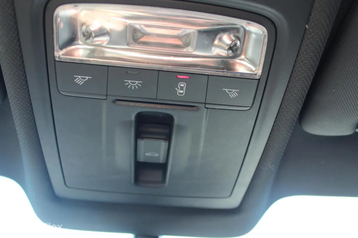 1.4 TFSI 3XS-line Full Options Pano/18Inch/Led