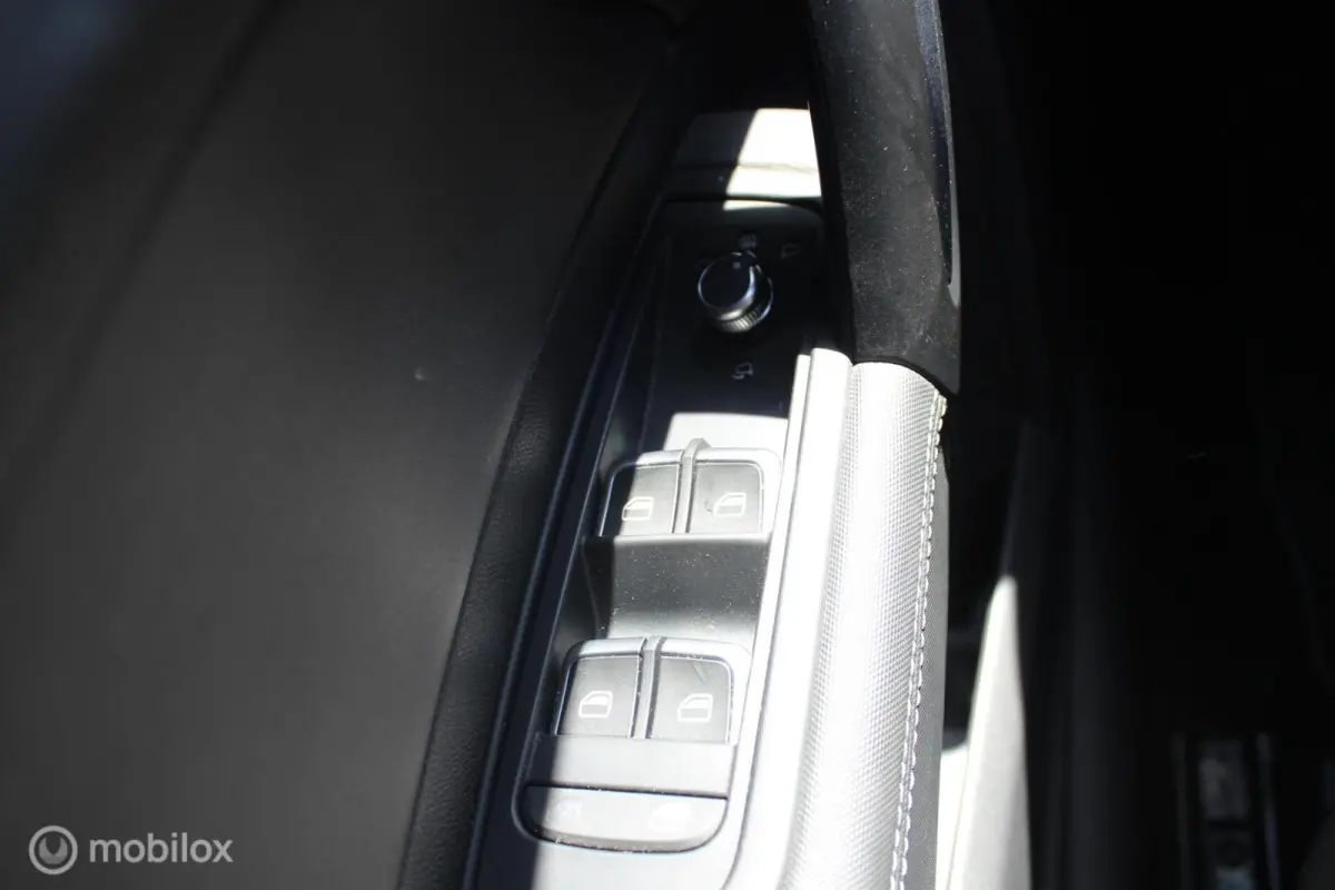 1.4 TFSI 3XS-line Full Options Pano/18Inch/Led