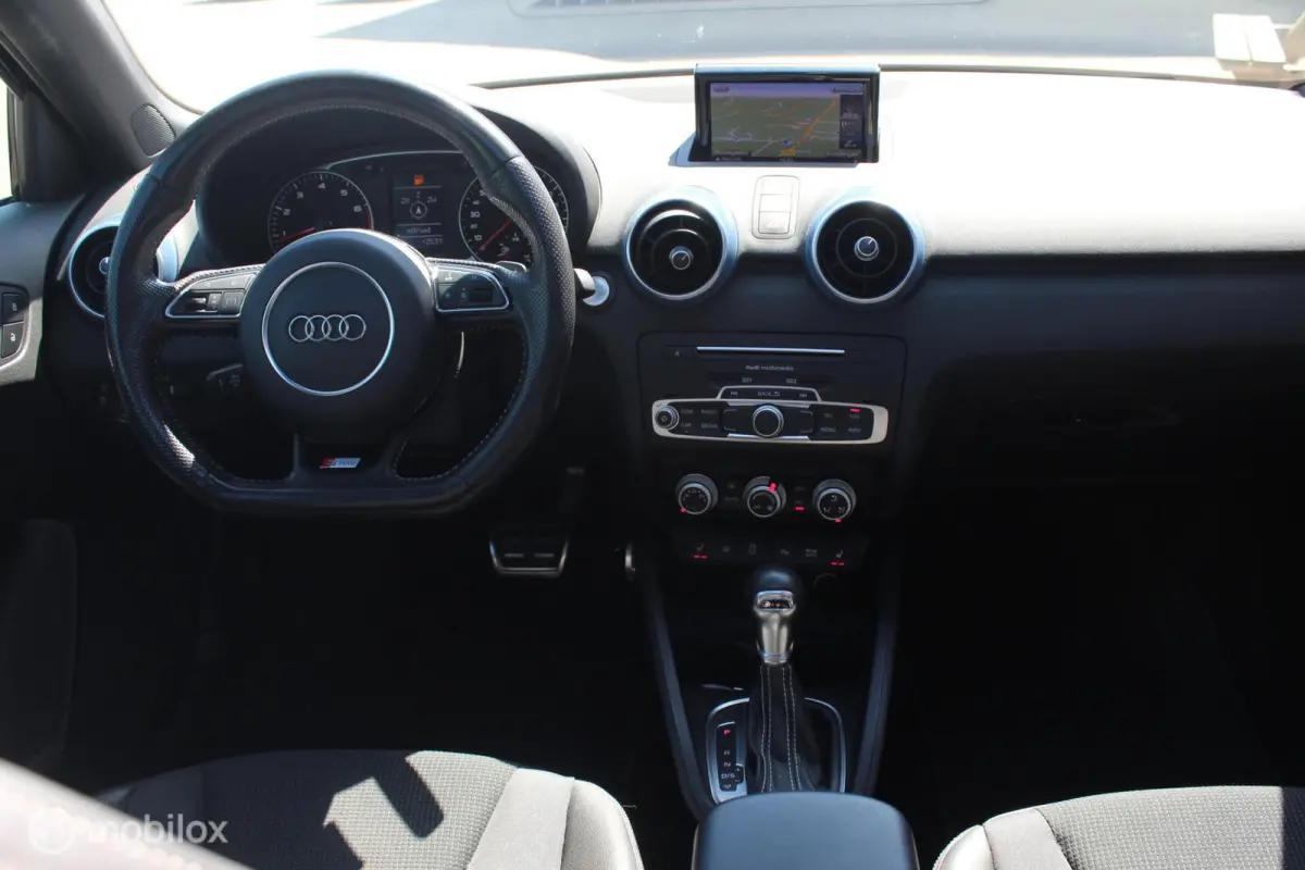 1.4 TFSI 3XS-line Full Options Pano/18Inch/Led