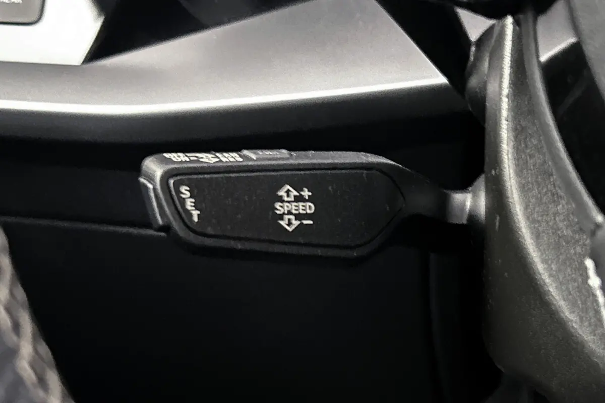 30 TFSI S-line | LED koplampen | Navigatie | Lichtmetalen velgen | Cruise control