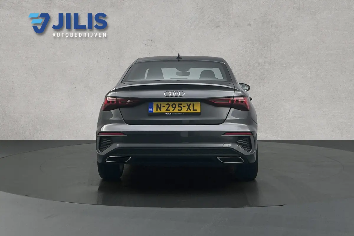 30 TFSI S-line | LED koplampen | Navigatie | Lichtmetalen velgen | Cruise control