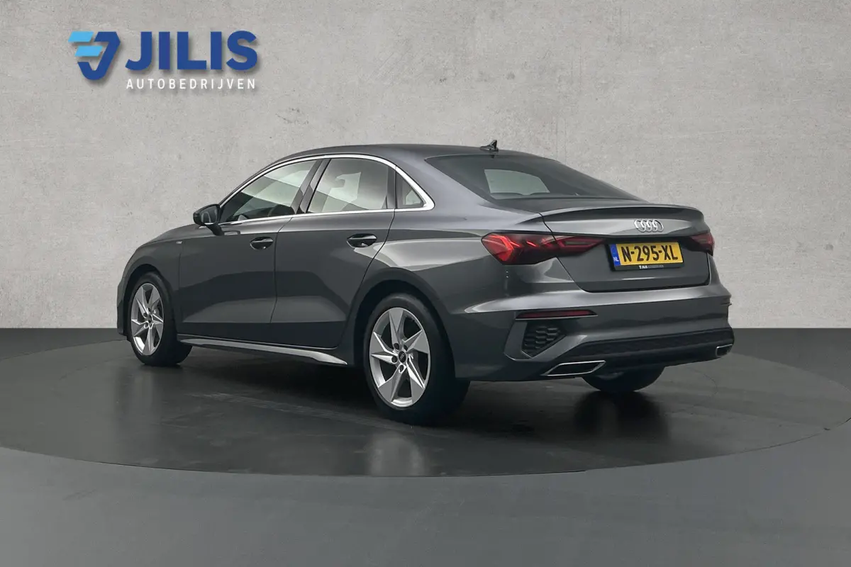 30 TFSI S-line | LED koplampen | Navigatie | Lichtmetalen velgen | Cruise control