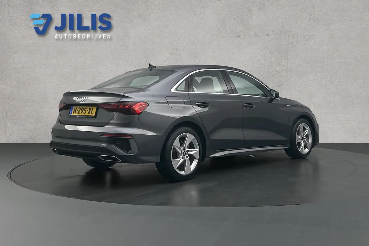 30 TFSI S-line | LED koplampen | Navigatie | Lichtmetalen velgen | Cruise control