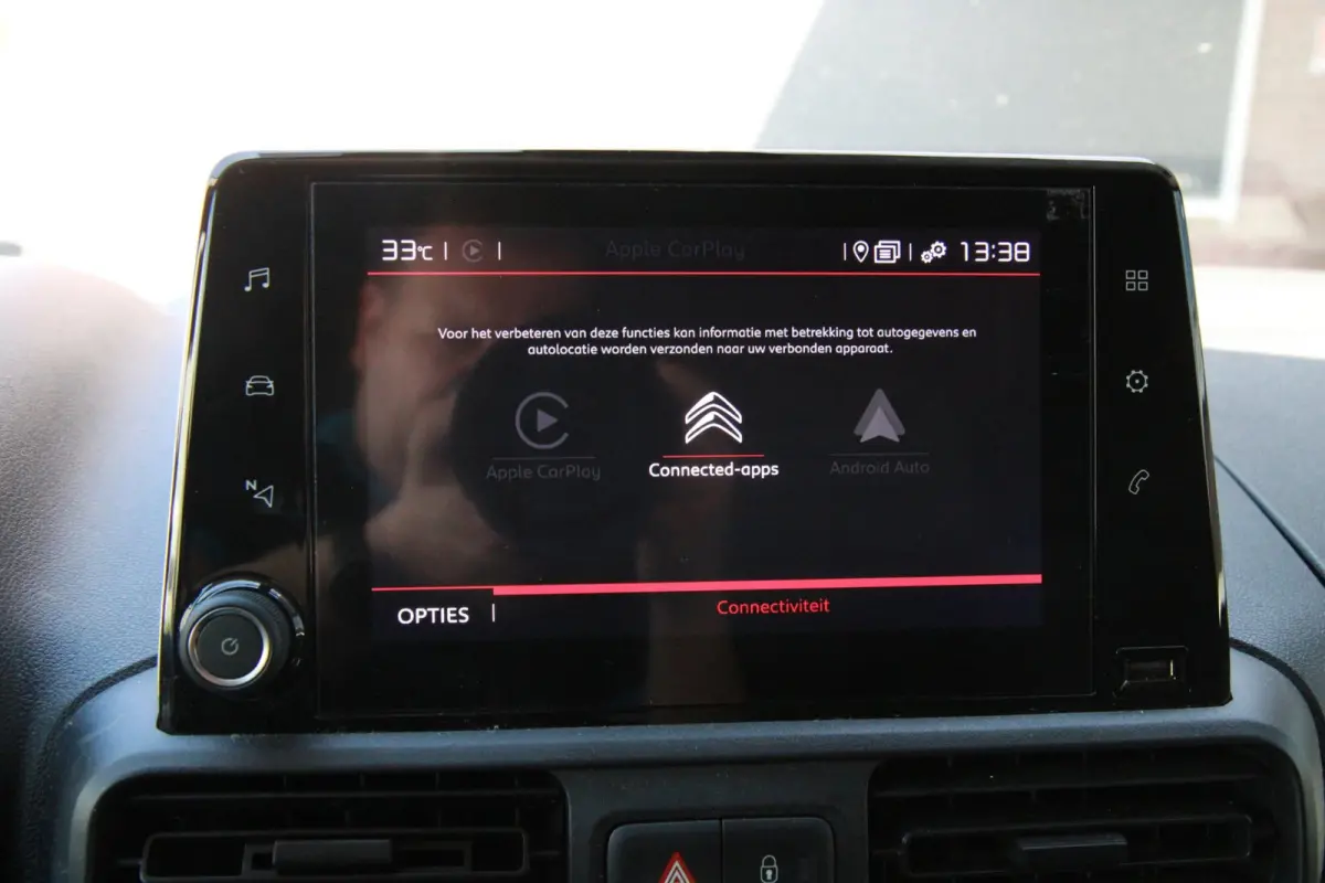 1.2 BENZINE 110PK S&S L1 / App Connect / Multi stuur / Cruise