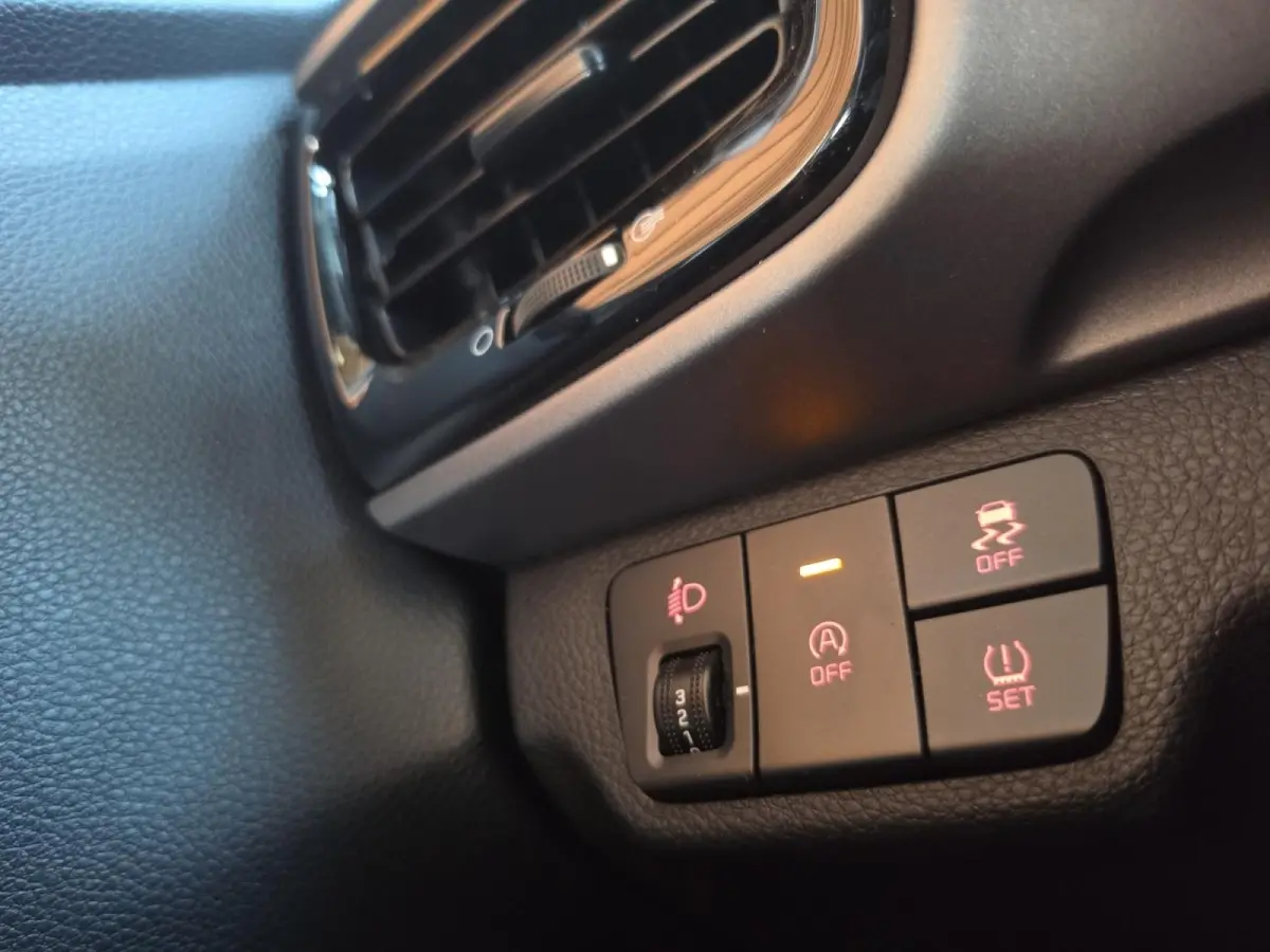 1.0 T-GDi MHEV DynamicPlusLine | Navigatie | Climate control | Stoel + Stuur verwarming | Parkeer camera achter