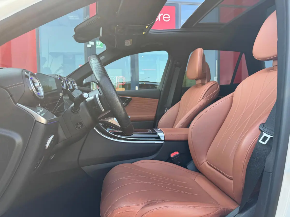 400e 4MATIC AMG Line /Pano Full spec