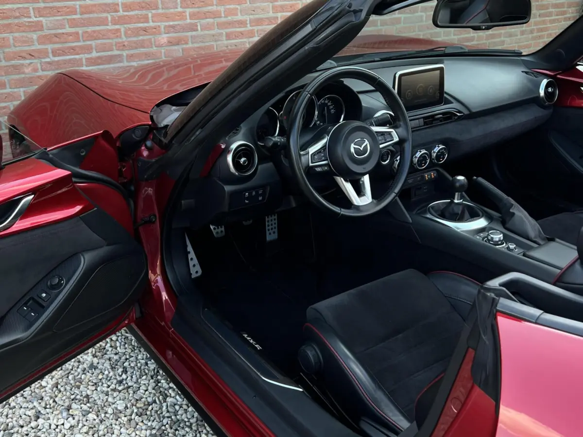 2.0 SkyActiv-G 160 Limited Edition GT-M | Recaro | BOSE | Leder / Alcantara | Bilstein | Stoelverw.