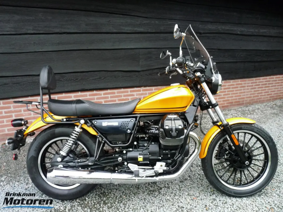 V9 Roamer