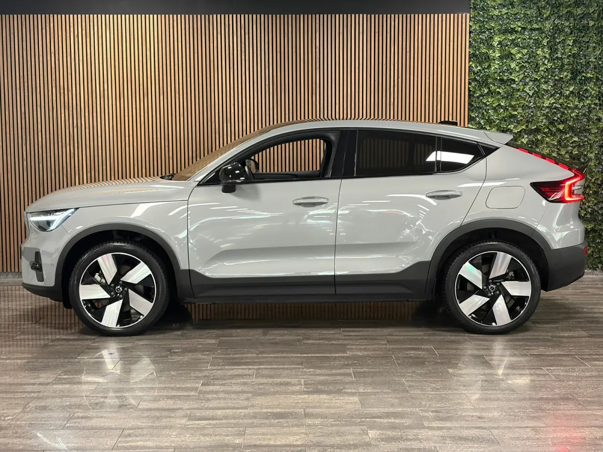Single Motor Extended Range Ultimate 82 kWh | 98% SoH | Trekhaak | All Season banden | 360° Camera | Harman Kardon | Adaptieve Cruise Control | Bestuurdersstoel elektrisch geheugen | Stoel 