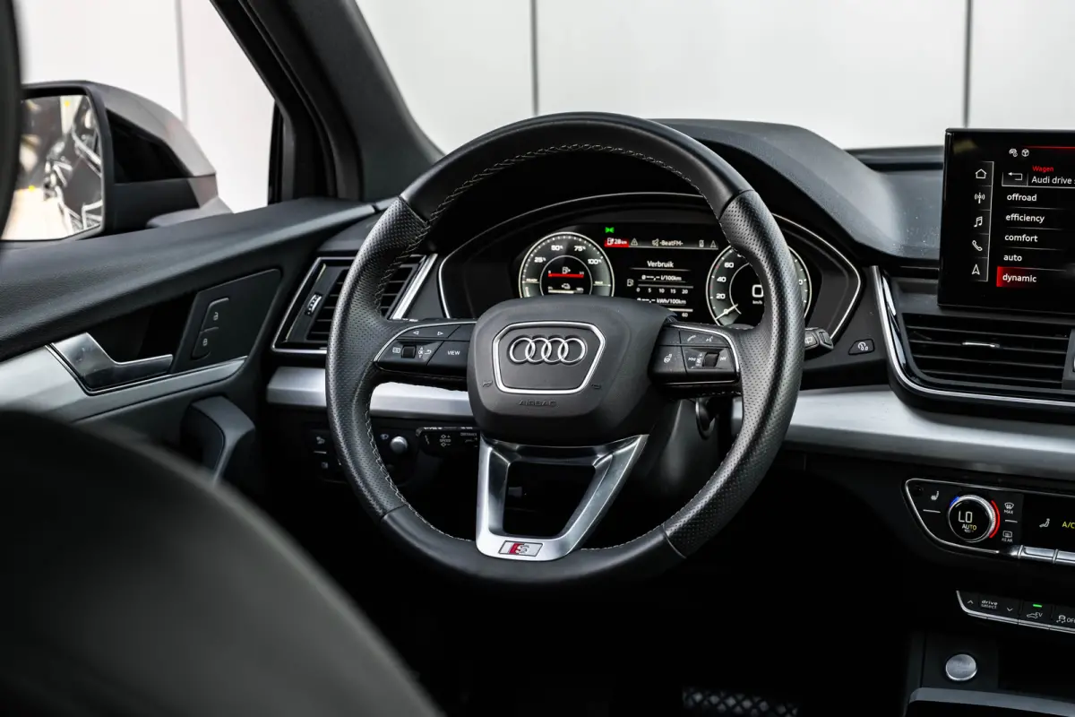 55 TFSI e S edition Competition 367 PK | Panoramadak | 360 Camera | Head-up | Matrix LED | Stuurverwarming