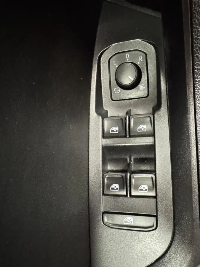1.5 TSi DSG Business Edition 7p Navigatie-Cr.contr-Clima-Carplay-Camera-Panoramadak-Parkeersensoren-Stoelverwarming-Elek.Achterklep