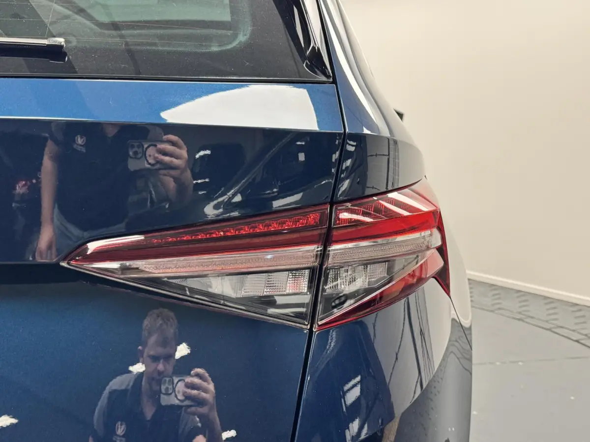 1.5 TSi DSG Business Edition 7p Navigatie-Cr.contr-Clima-Carplay-Camera-Panoramadak-Parkeersensoren-Stoelverwarming-Elek.Achterklep