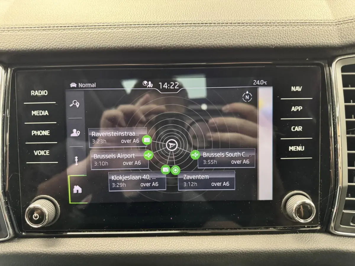 1.5 TSi DSG Business Edition 7p Navigatie-Cr.contr-Clima-Carplay-Camera-Panoramadak-Parkeersensoren-Stoelverwarming-Elek.Achterklep