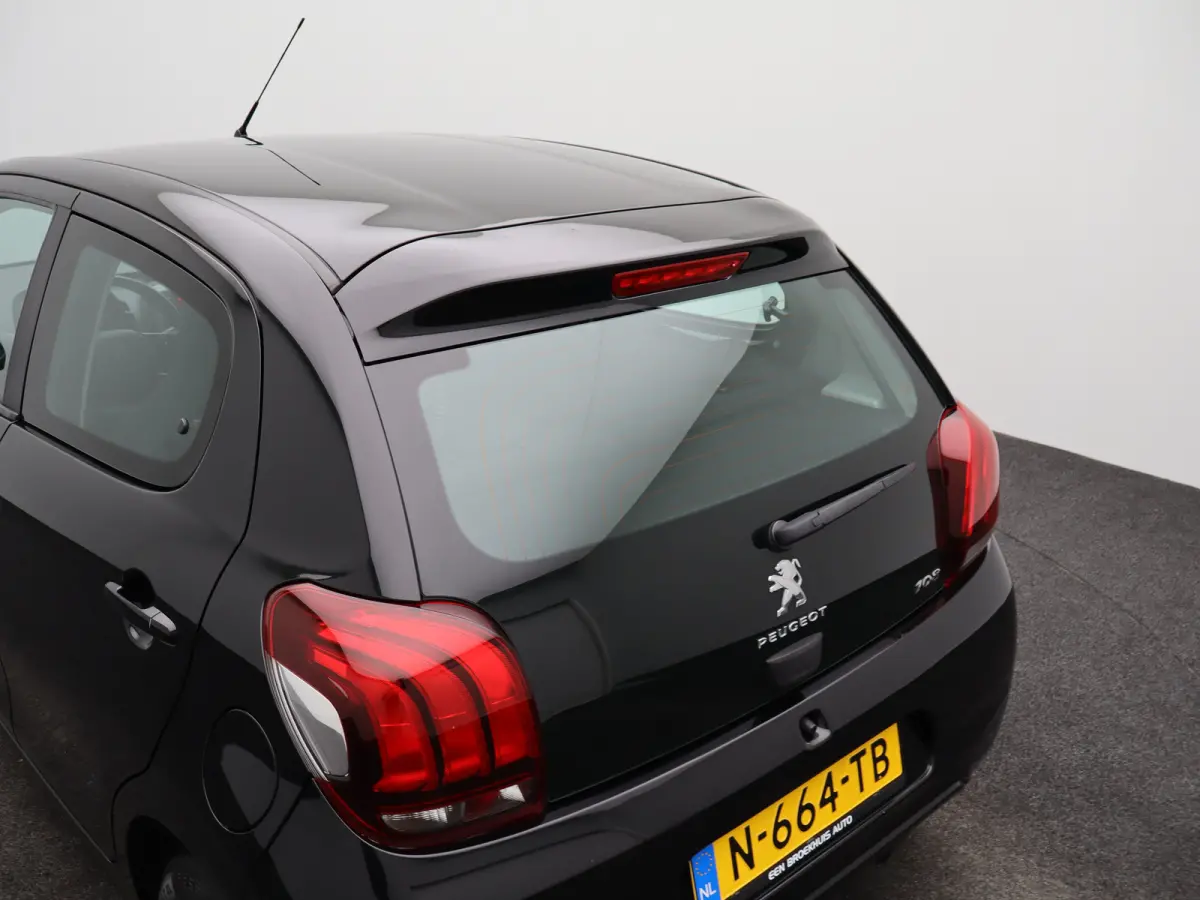 1.0 e-VTi Active | Airco | Boordcomputer | Stuurwiel multifunctioneel