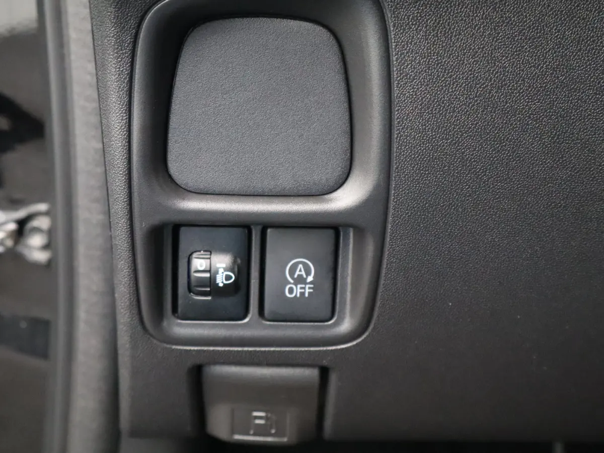 1.0 e-VTi Active | Airco | Boordcomputer | Stuurwiel multifunctioneel