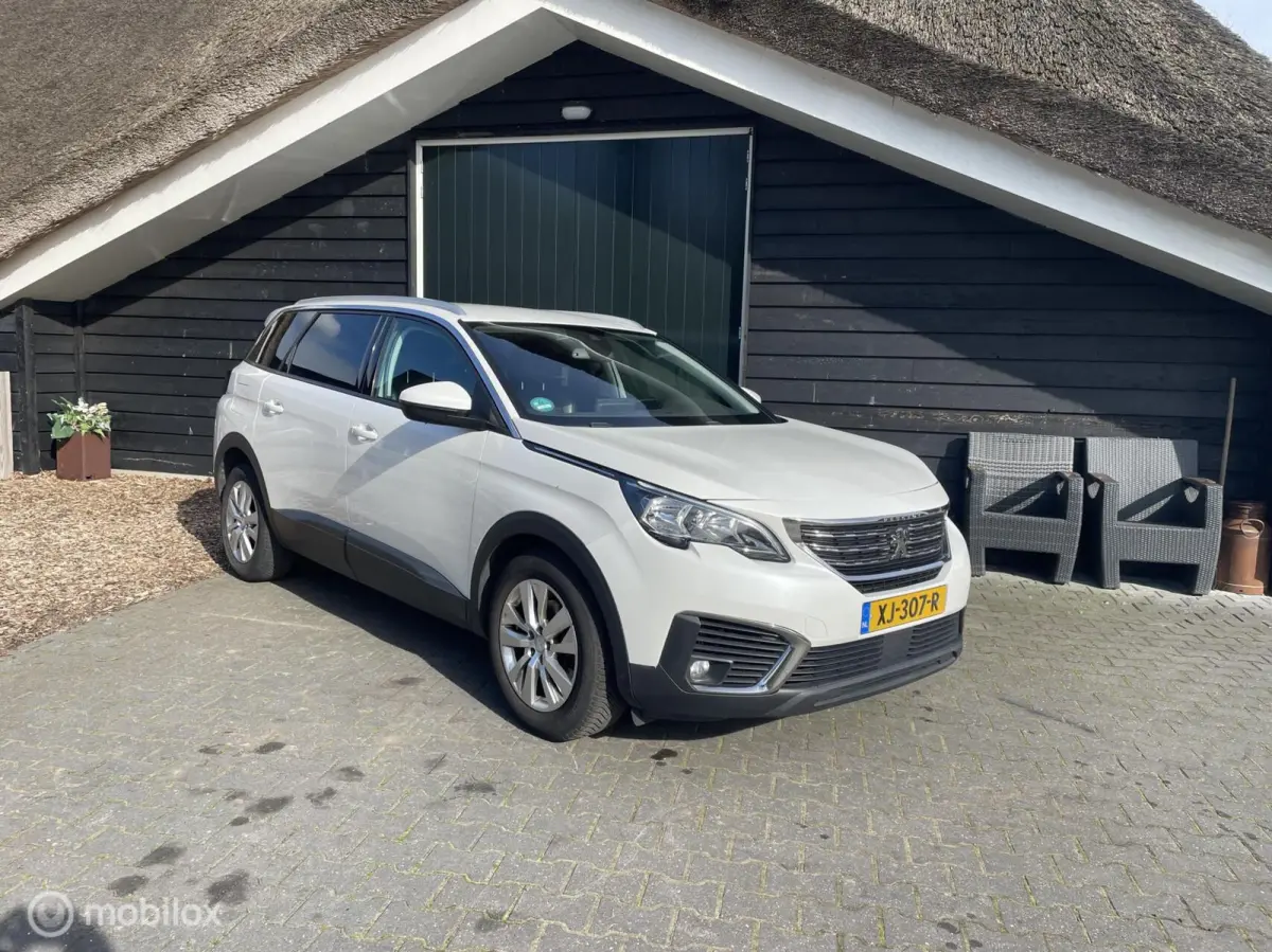 Peugeot 5008 2019 Benzine Handgeschakeld leasen