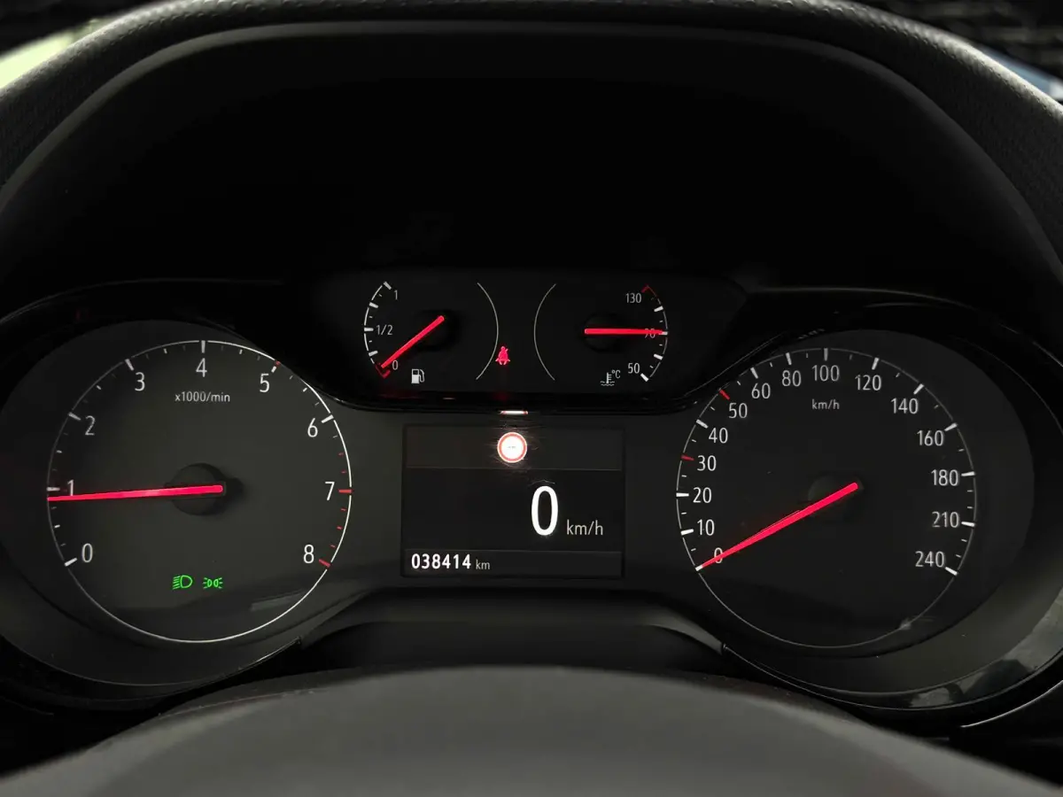 1.2 Elegance | LED | 360 Camera | Apple Carplay | Leder | Two Tone | Dode hoek sensor |