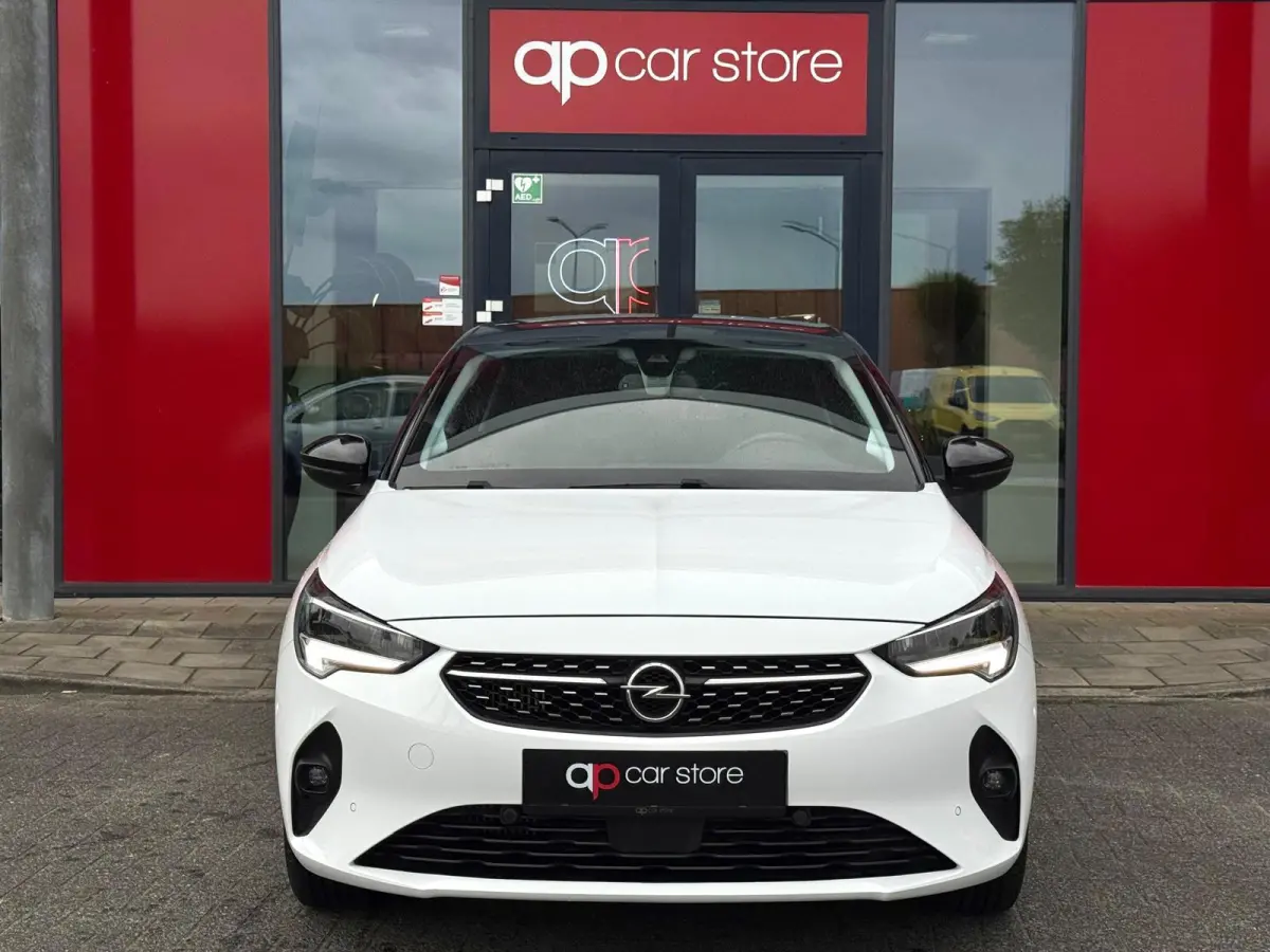 1.2 Elegance | LED | 360 Camera | Apple Carplay | Leder | Two Tone | Dode hoek sensor |