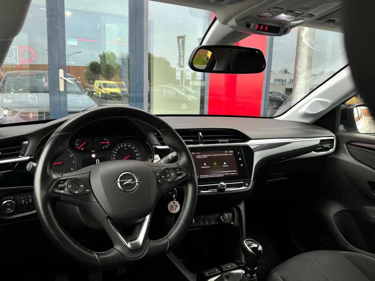1.2 Elegance | LED | 360 Camera | Apple Carplay | Leder | Two Tone | Dode hoek sensor |