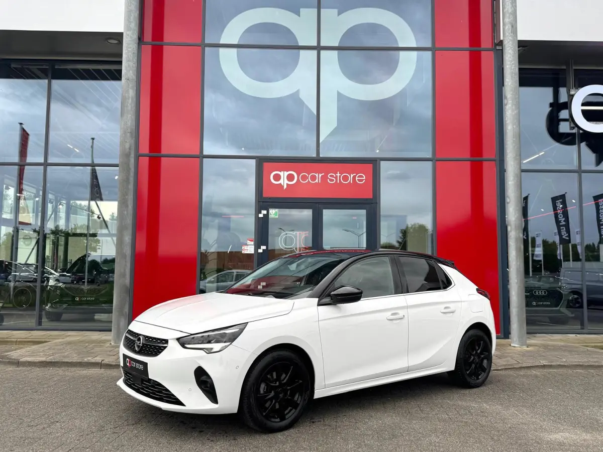 1.2 Elegance | LED | 360 Camera | Apple Carplay | Leder | Two Tone | Dode hoek sensor |