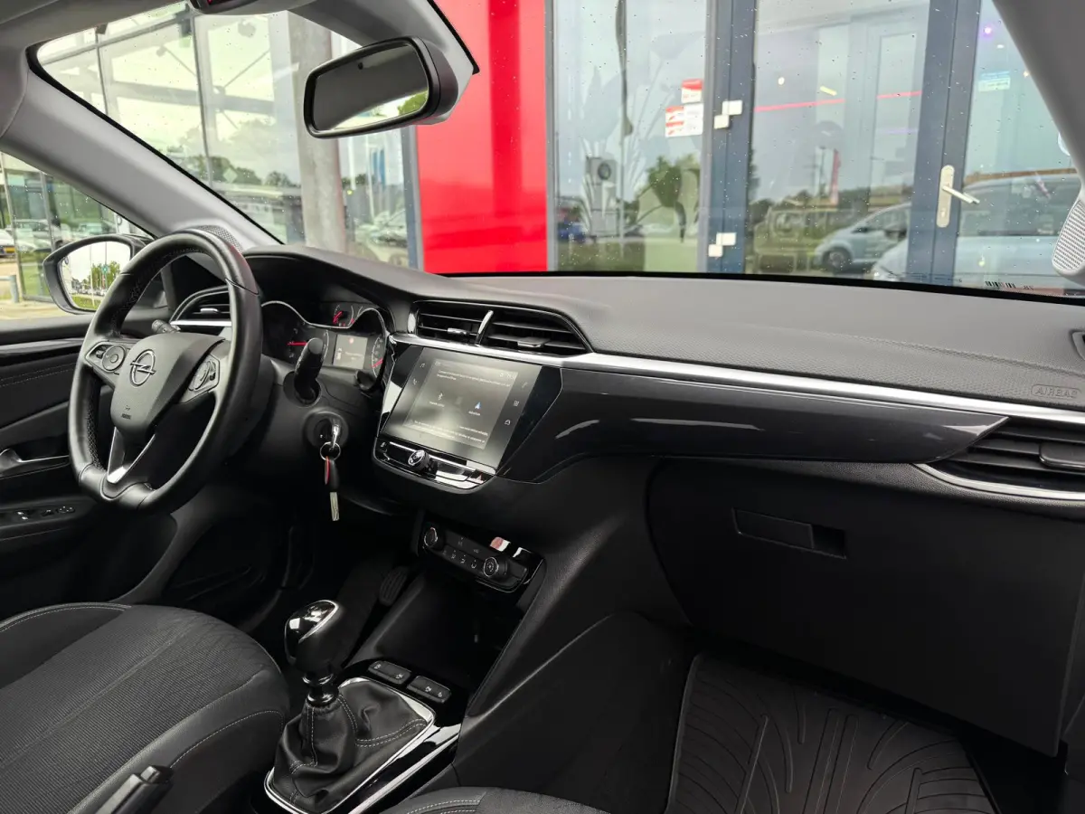1.2 Elegance | LED | 360 Camera | Apple Carplay | Leder | Two Tone | Dode hoek sensor |
