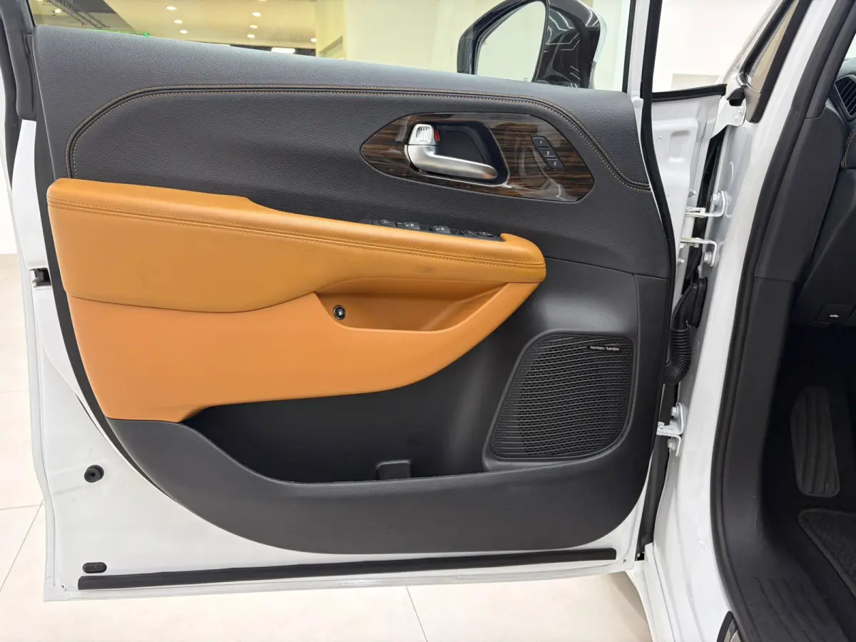 Pacifica 3.6 V6 Hybride Pinnacle