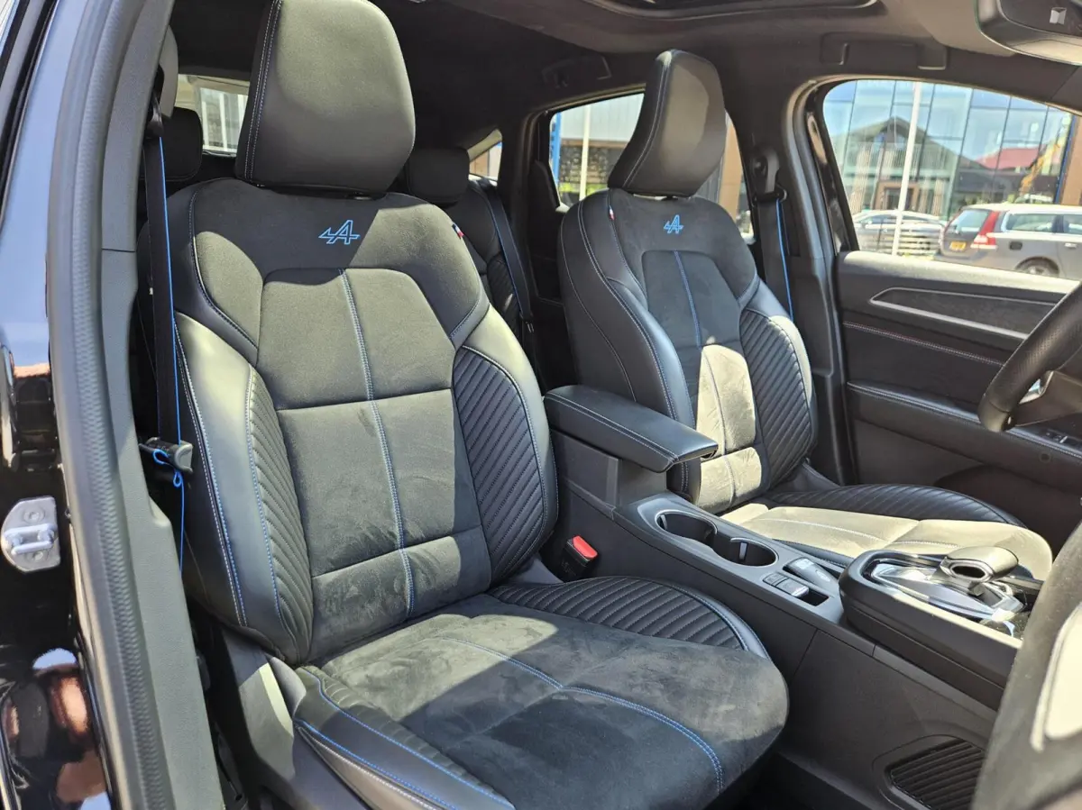 1.6 E-Tech full hybrid 145 esprit Alpine | Schuifdak | Bose