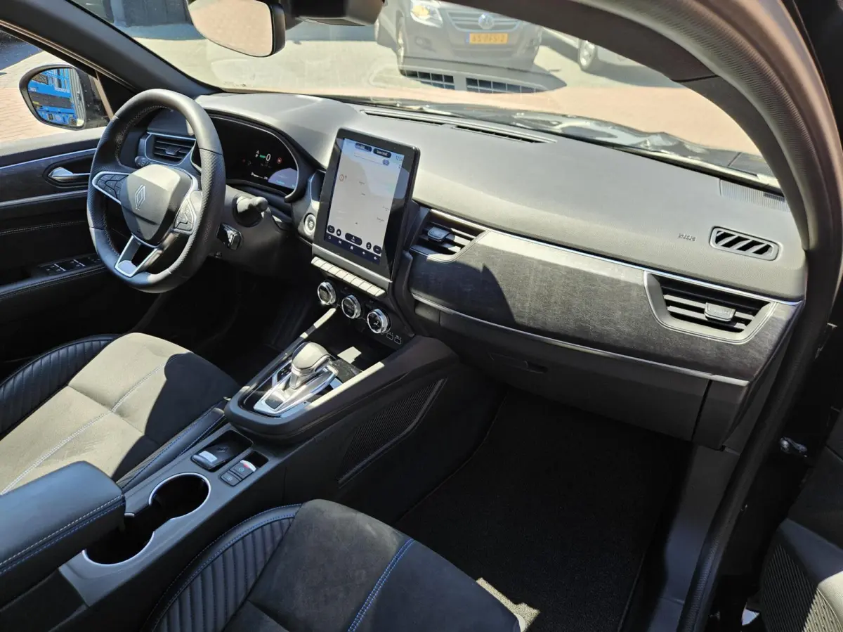 1.6 E-Tech full hybrid 145 esprit Alpine | Schuifdak | Bose