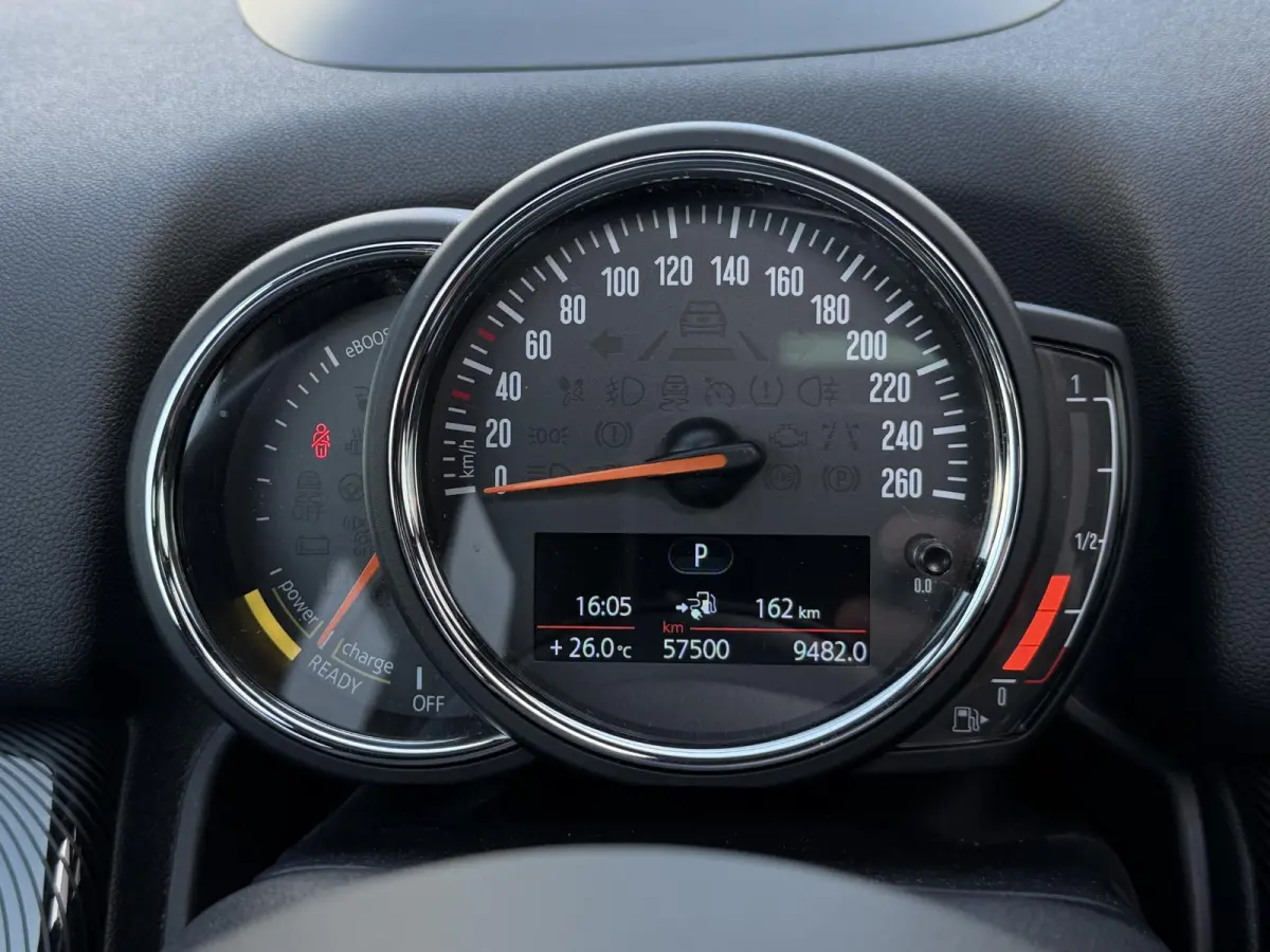 1.5 Cooper ALL4 Chili | Pano-Dak/Leder/Carplay/Sfeer/Harman-Kardon/Head-Up/19-inch