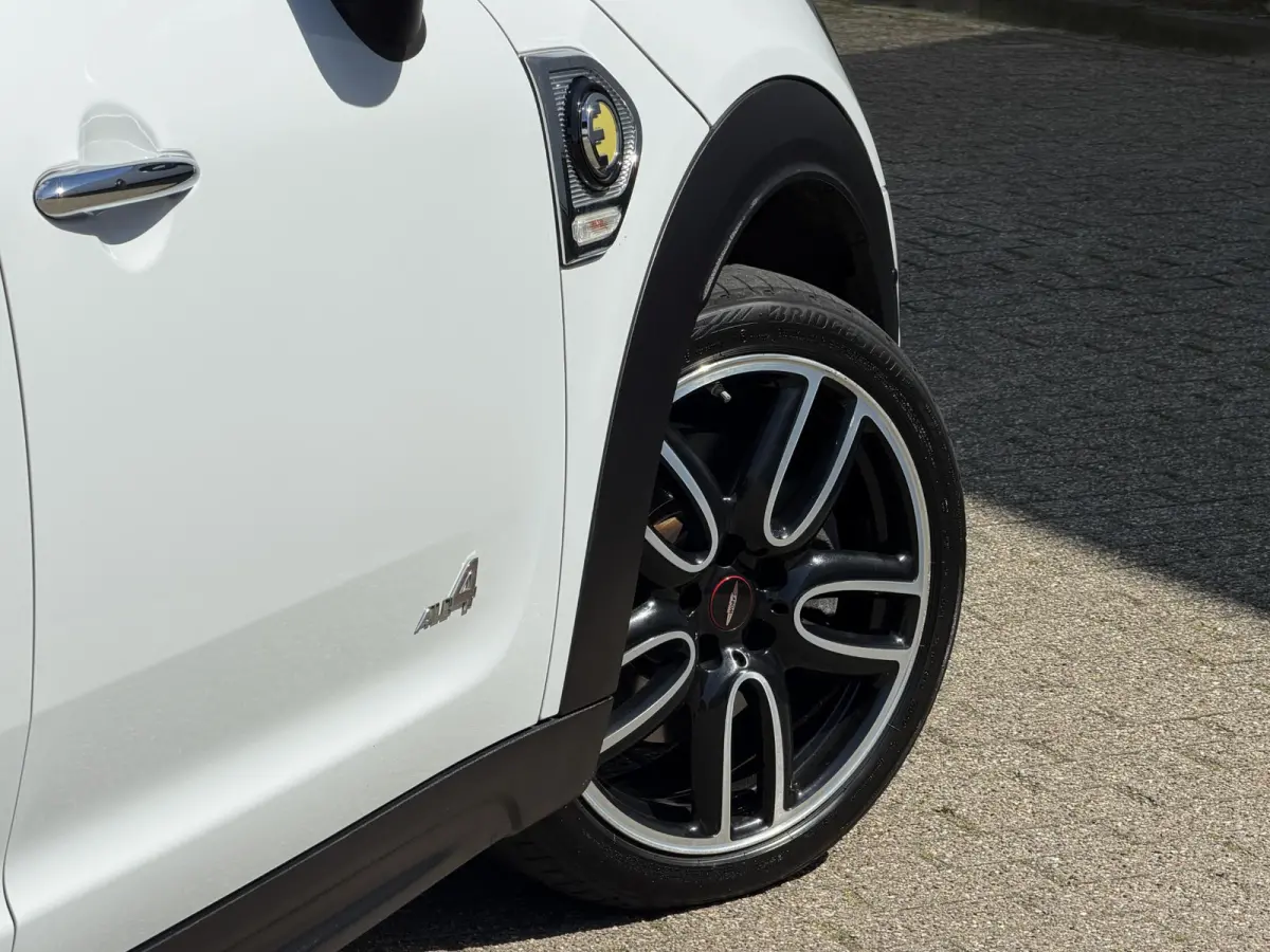 1.5 Cooper ALL4 Chili | Pano-Dak/Leder/Carplay/Sfeer/Harman-Kardon/Head-Up/19-inch