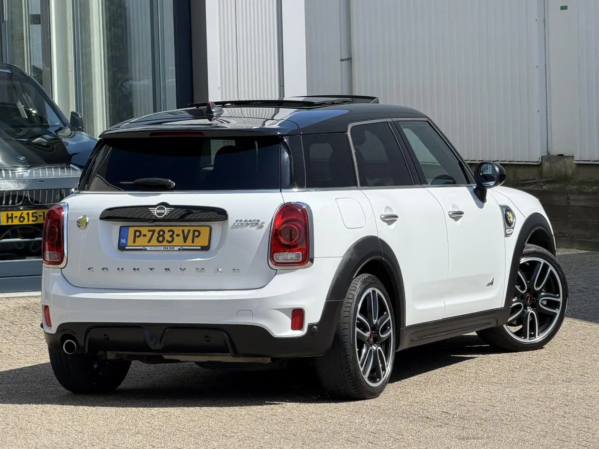1.5 Cooper ALL4 Chili | Pano-Dak/Leder/Carplay/Sfeer/Harman-Kardon/Head-Up/19-inch