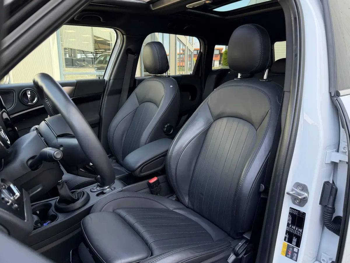 1.5 Cooper ALL4 Chili | Pano-Dak/Leder/Carplay/Sfeer/Harman-Kardon/Head-Up/19-inch