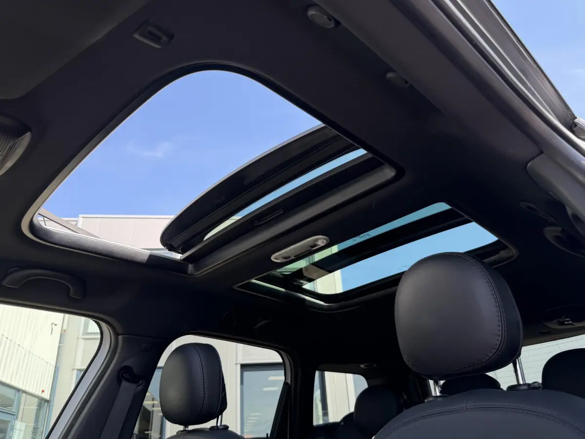 1.5 Cooper ALL4 Chili | Pano-Dak/Leder/Carplay/Sfeer/Harman-Kardon/Head-Up/19-inch