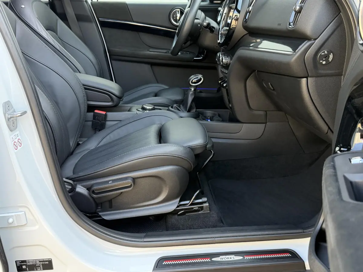 1.5 Cooper ALL4 Chili | Pano-Dak/Leder/Carplay/Sfeer/Harman-Kardon/Head-Up/19-inch