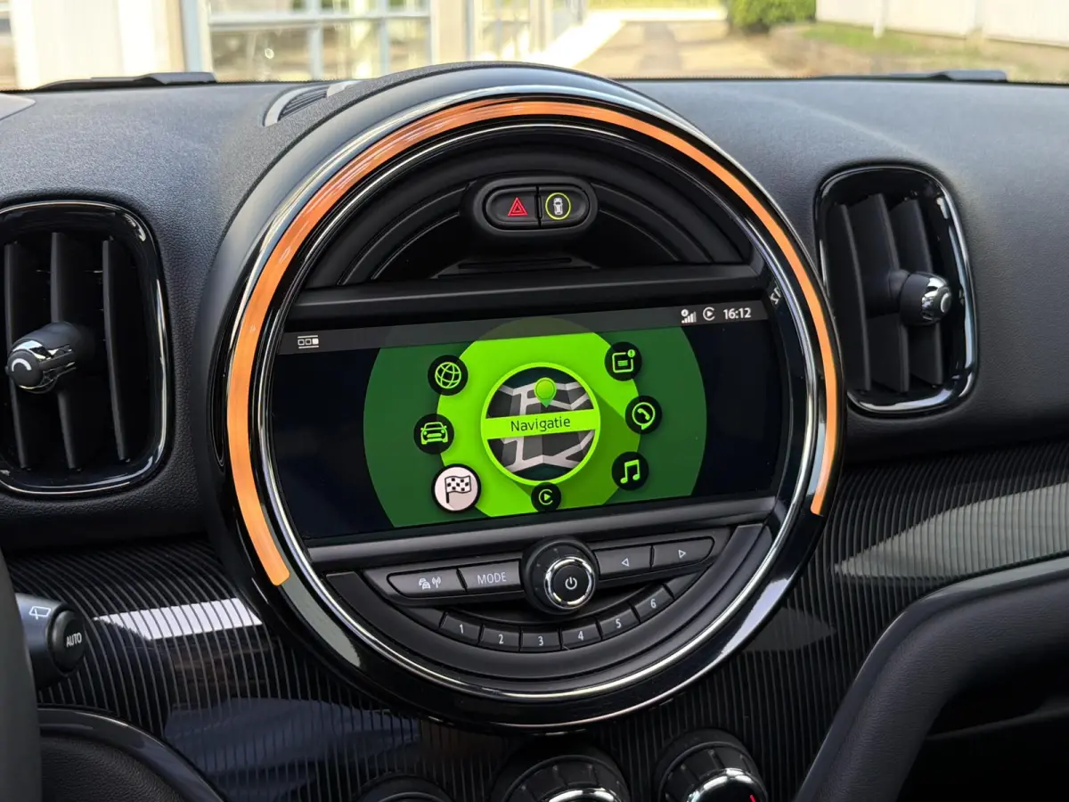 1.5 Cooper ALL4 Chili | Pano-Dak/Leder/Carplay/Sfeer/Harman-Kardon/Head-Up/19-inch