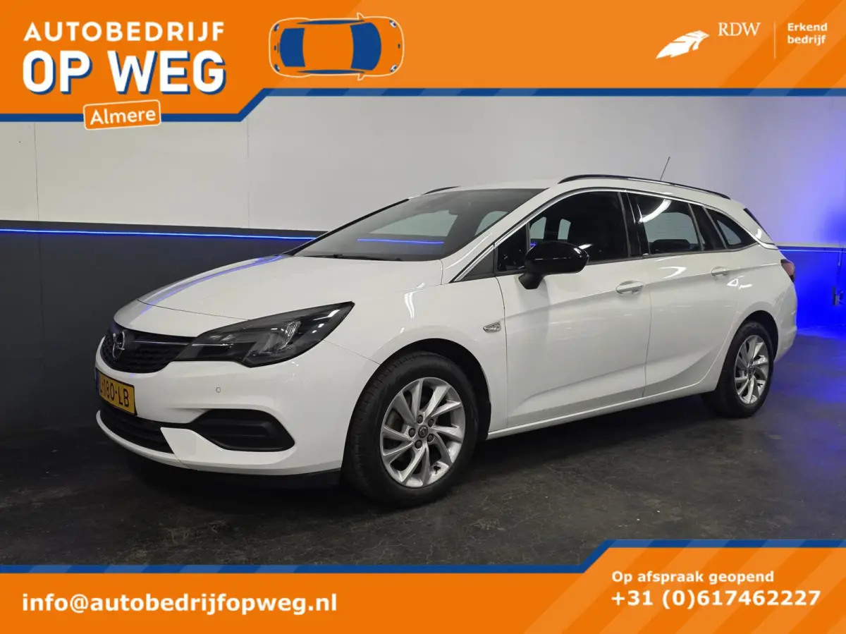 1.2 Business Elegance | CarPlay | Camera | Cruise Control | Lane Assist