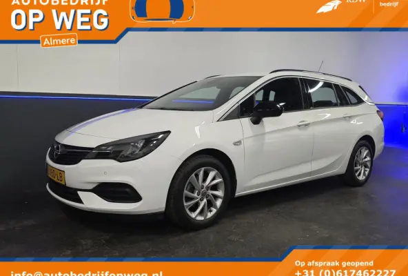 1.2 Business Elegance | CarPlay | Camera | Cruise Control | Lane Assist
